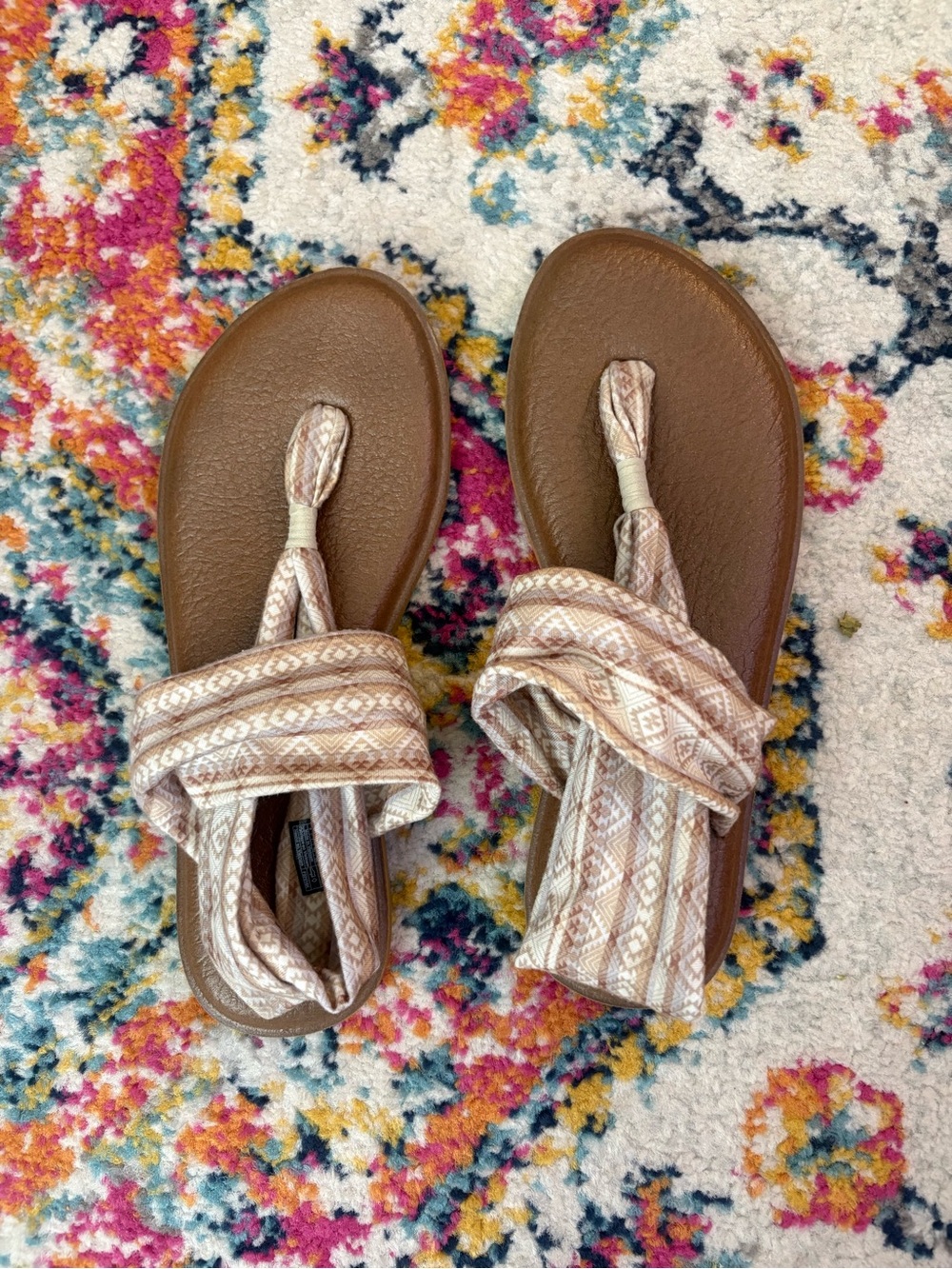 Sanuk Women's Beige Brown Patterned Wrap Sandals